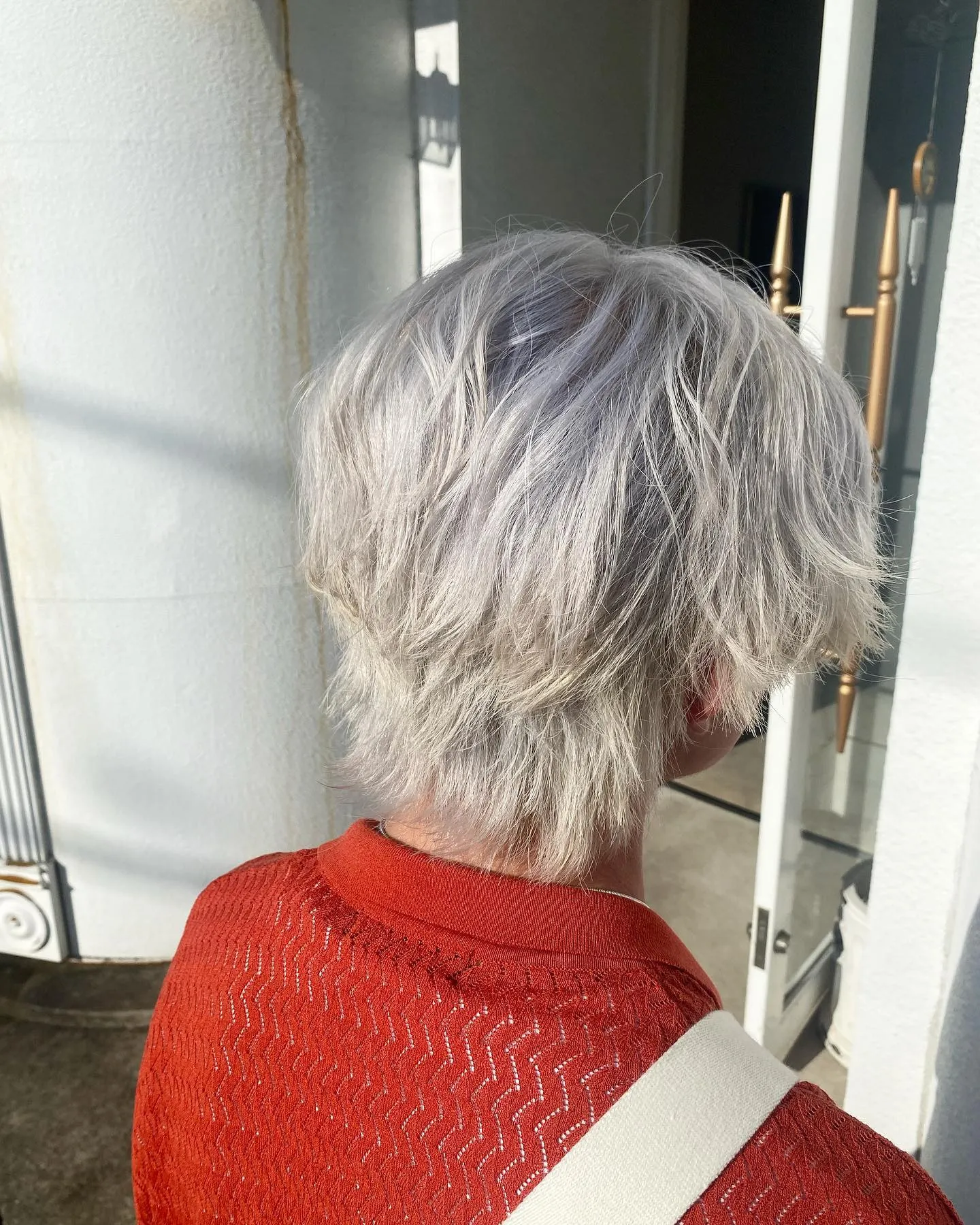 ブリーチ2回で作るホワイトカラーです!